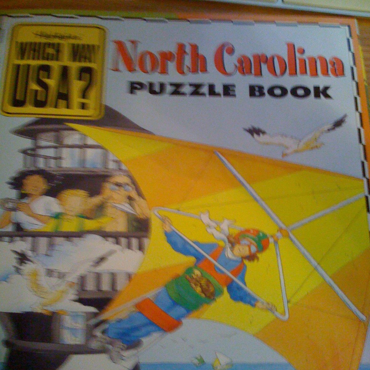 Highlights Which Way USA? North Carolina Puzzle Book and Map Set (Highlights Which Way USA?, 1208-A) [Paperback] Andrew Gutelle