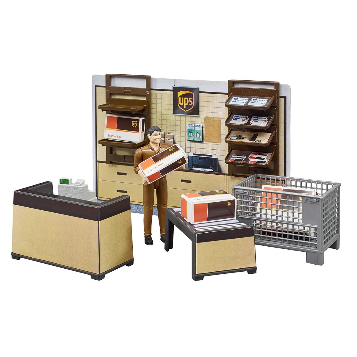 bruder 62250 - Bworld UPS Paketshop mit Tresen, Kasse, Paketwaage, Gitterbox, Pakete, Mitarbeiter & Wandregal - 1:16 Versand Logistik Spielzeug Paketdienst
